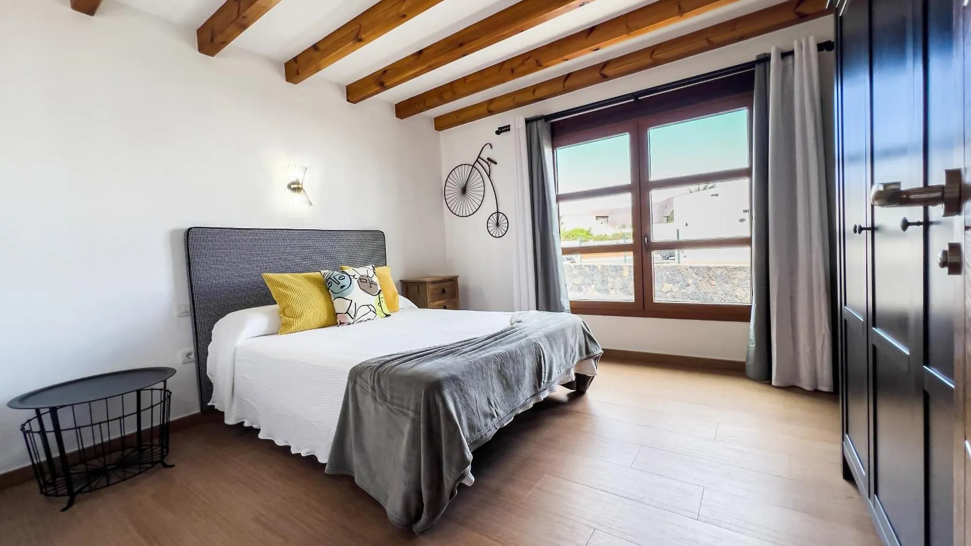 Villa Volcan2 Rural Private Pool La Oliva By Holidays Home