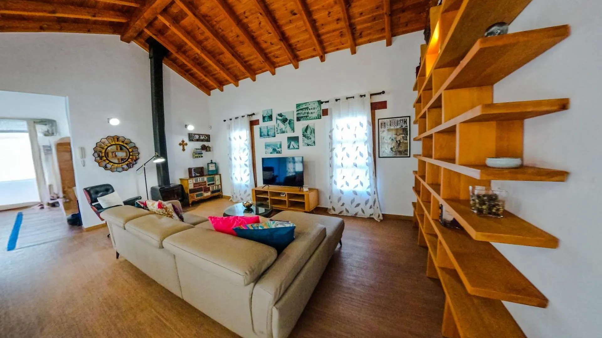 Villa Volcan2 Rural Private Pool La Oliva By Holidays Home 0*,  Spain